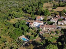 La Ferme De Chalas – hotel w mieście Valgorge