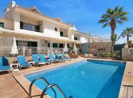 Villa Guisado