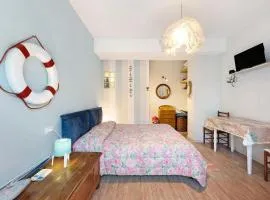 Goccia di mare with free parking