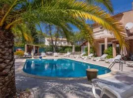 Grande Villa entre Cannes St Tropez