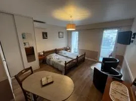 Foch22 Curistes - Conciergerieland