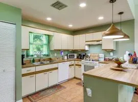 Private Yard, Lanai! Pet-Friendly Fort Pierce Home