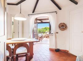 Casa Mucchi Bianchi PC33, hotel a Arzachena