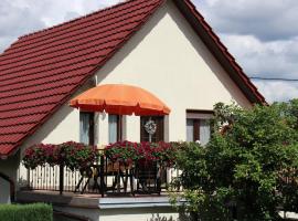 Ferienwohnung Inselsbergblick, хотел в Winterstein