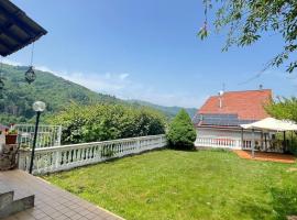 Il nido sul lago, hotel Osigliában