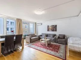 Aldars Urban Trio Suite No.6