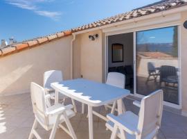 Vaste appart de 50 m2 climatisé -n5, hótel í Charleval