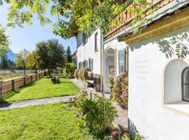 Ferienwohnungen am Hofgarten, hotel Krünben
