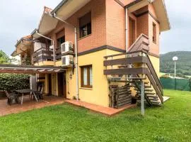 Apartamento con jardín privado