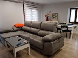 Apartamento El Puente, отель в городе Агилар-де-Кампоо