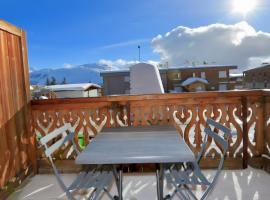 Studio au pied des pistes – hotel w mieście LʼHuez