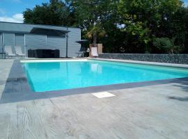 Les Vieilles Vignes, Hotel in Thorigné