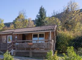 Chalet montana 5 - 4 personnes, hotel v destinaci Roquefeuil