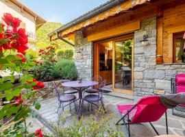 Chalet Helnes - chalet contemporain, Hotel in Saint-Oyen