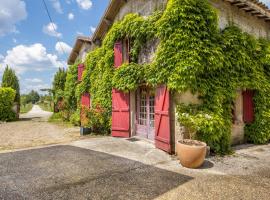 Bel en rouge, hotel i Arveyres