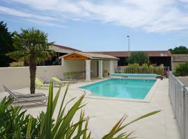 Maison d'hôtes La Champagne, hotel a Sémussac