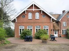 Ferienwohnungen Alte Schule Klintum