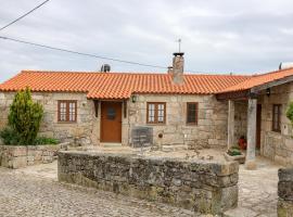 Casa Da Calçada - Turismo Sortelha, Hotel in Sortelha