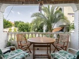 Casa en la playa con piscinas A
