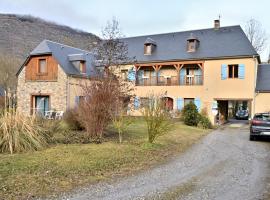 Les Hélianthèmes, hotel a Guchen