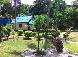 Sukorn Andaman Beach Resort, hotelli Koh Sukonilla