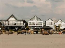 Natalna Boutique Home La Union: Bacnotan şehrinde bir otel