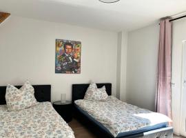 Frisch freche 3 R Ferienwohnung, hotel en Dohna