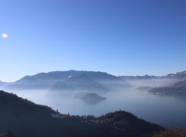 The Panoramic Suite of Lake Como, hotel a Perledo