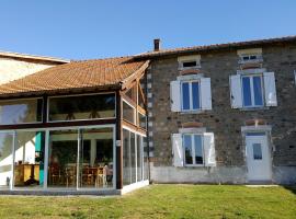 La Halte du P&egrave;lerin Chambres d'h&ocirc;tes, romantisch hotel in Ch&eacute;rier