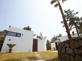In the Mood for Love Jeju Hyeopjae