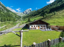 New Alpine Eco Chalet Oberkofl, hotel a San Giacomo