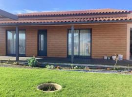 Inspiration House, hotel a Altares
