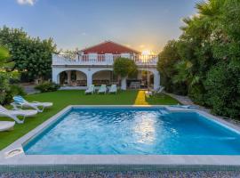 Fidalsa Divine Hiding, hotel em Algorfa