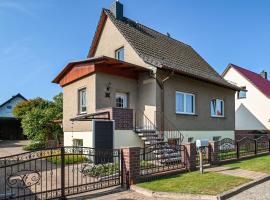 Ferienwohnung Familie Perlik, hotel sa Röbel