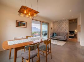 Apartment Das Eckige – hotel w mieście Tscherms