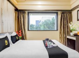 पुणे में, होटल Super Townhouse OAK Regal Inn Near Sant Tukaram Nagar Metro Station