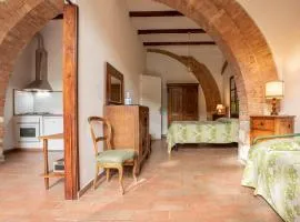Marzia - Agriturismo La Valentina