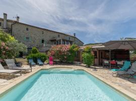 Mas Le Bragalou, hotel a Courry