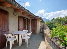 Alloggio La Tour, hotel i Saint-Pierre