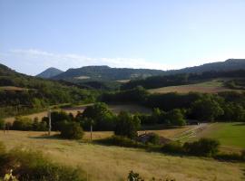 Gîte À La Campagne, hotel i Bourdeaux