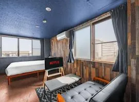 Silk Court 402