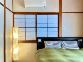 山科駅5分京都駅1駅 英国式キッチン付の格安個室 ビジネス一人旅カップルに コスパ最強の宿GoldHouse 金ハウス