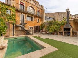 Somni Compartit Casa Rural, Hotel in Sant Martí de Maldá