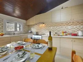 Erietas House
