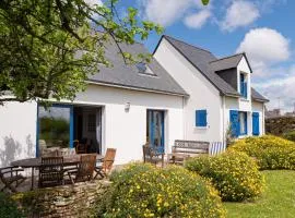 Maison aux volets bleus - vue mer