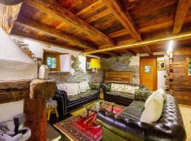 Le Chalet du Coq Rouge: Valtournenche'de bir otel