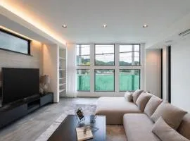 Charme Roger Luxury Room 1
