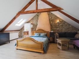 Gite Relax a la Campagne, hotel a Guern