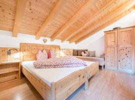 Raffreiderhof Apt Zirbe, khách sạn ở Luson