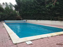 Chez un Ornithologue en Camargue: Montcalm şehrinde bir otel